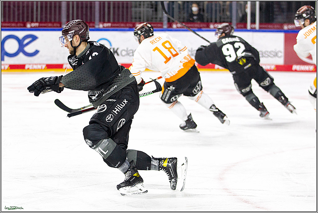 PENNY DEL;  Koelner Haie - Wolfsburg Grizzlys; Koeln, 17.03.2021